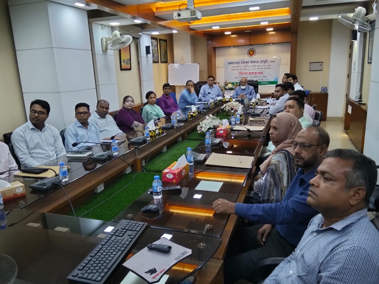 জাতীয় রাজস্ব বোর্ডের মাননীয় সদস্য (কর জরীপ ও পরিদর্শন) জনাব মোঃ রফিকুল ইসলাম চৌধুরী মহোদয় ১৬ সেপ্টেম্বর ২০২৫ খ্রি: তারিখে কর অঞ্চল-১৩, ঢাকা পরিদর্শন করেন।